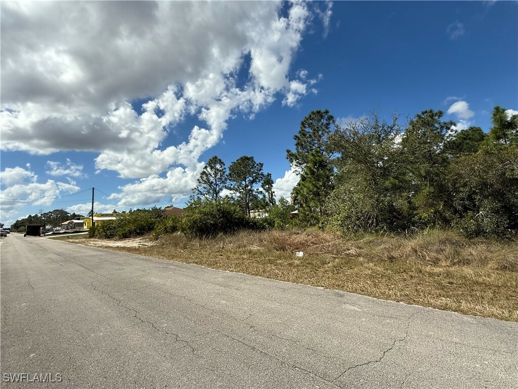 Property Photo:  1017 State Avenue  FL 33972 