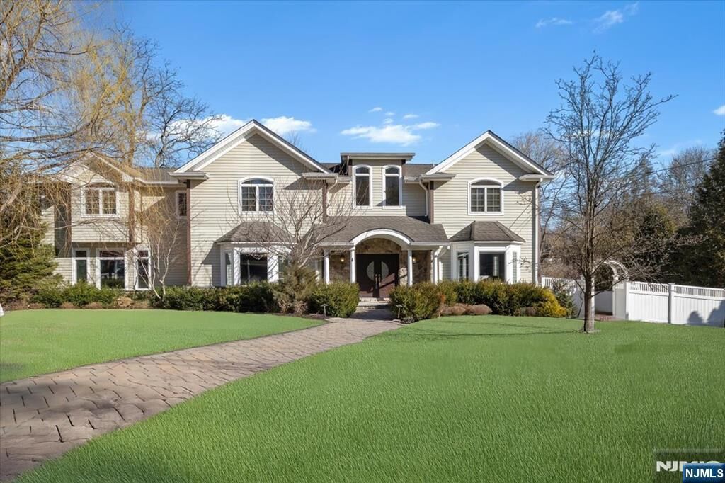 Property Photo:  200 Anthony Place  NJ 07481 