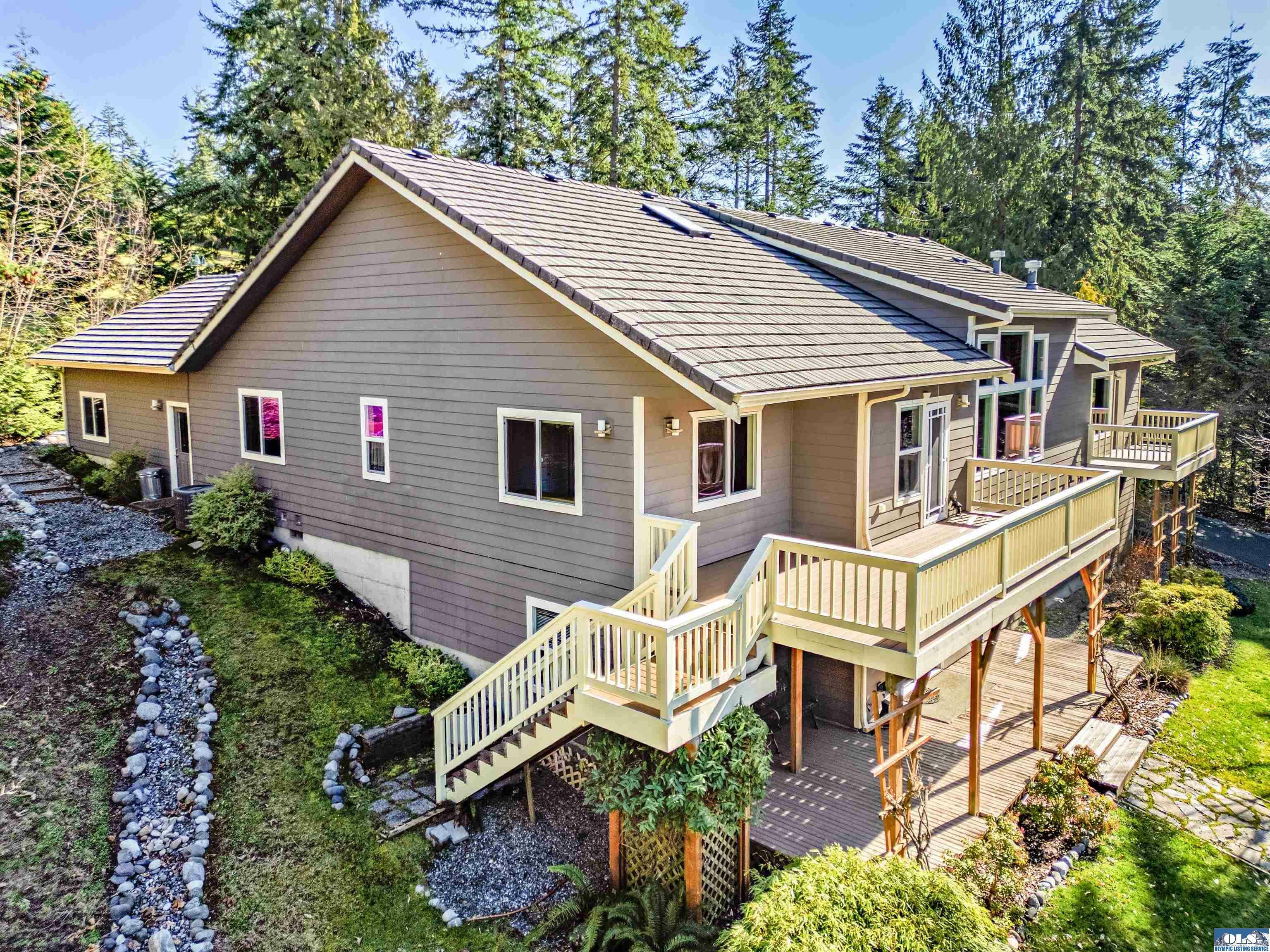 Property Photo: 1403 Fox Hollow Road WA 98382