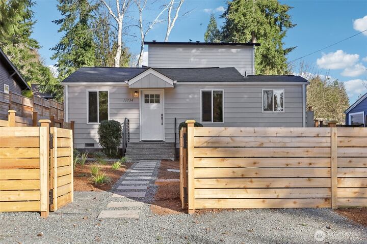 Property Photo: 11734 38th Avenue NE WA 98125