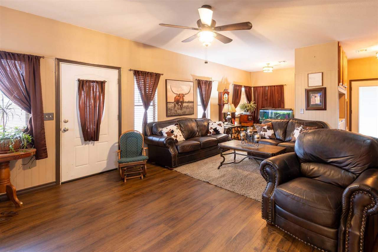 Property Photo: 307 3rd Street OK 73061