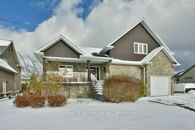 Property Photo:  117 Stanley St  ON L9Y 0G3 