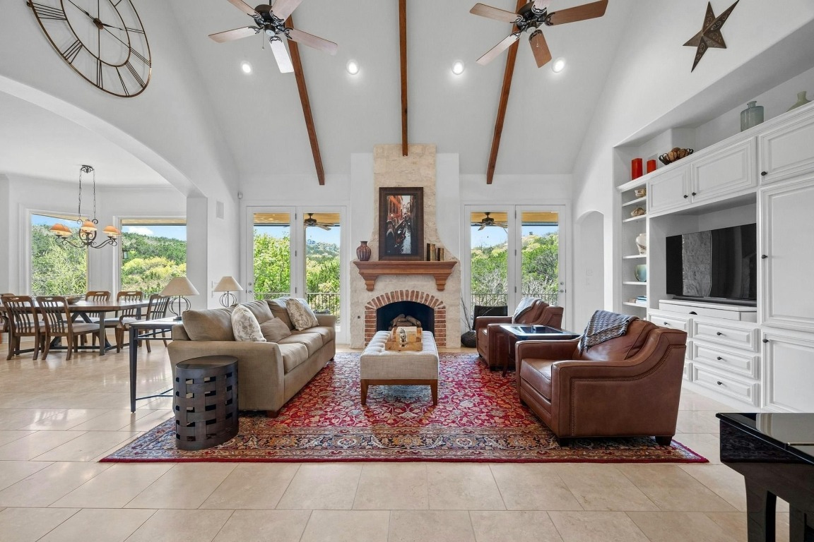 Property Photo: 4406 Falling Brook Cove TX 78746