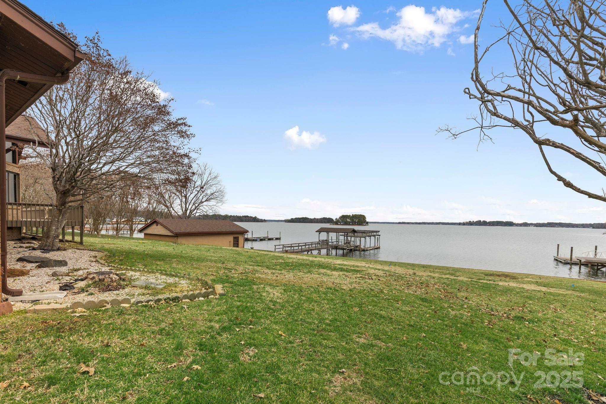 Property Photo:  167 Points End Drive  NC 28117 