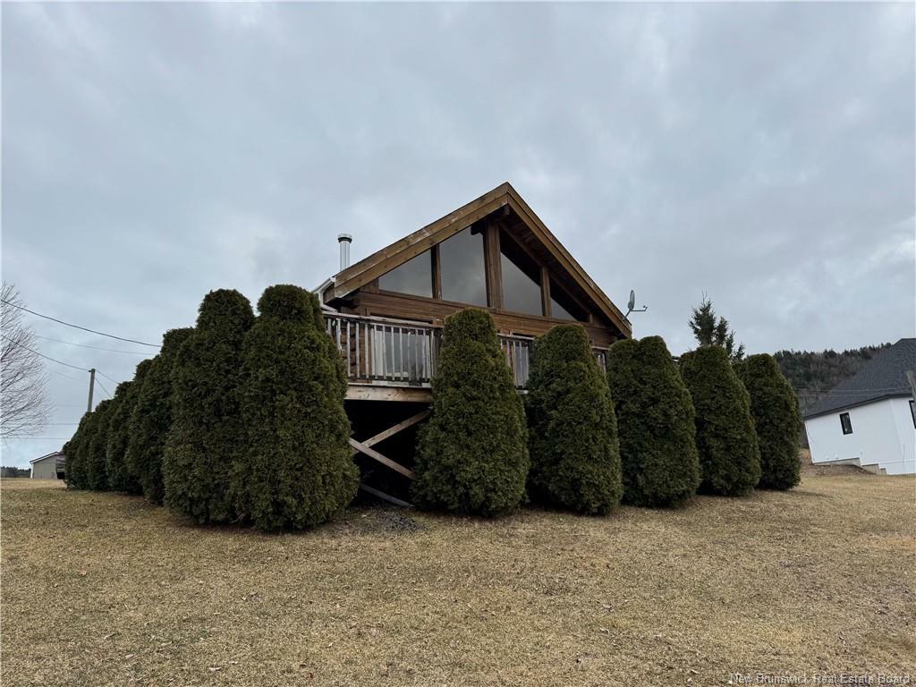 Property Photo: 29 Log Cabin Lane NB E5T 3P5