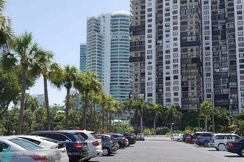 Property Photo:  2451 Brickell Ave 6K  FL 33129 