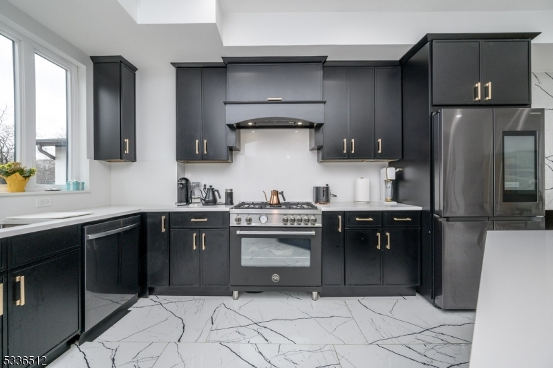 Property Photo: 88 Sterling Ave NJ 07086
