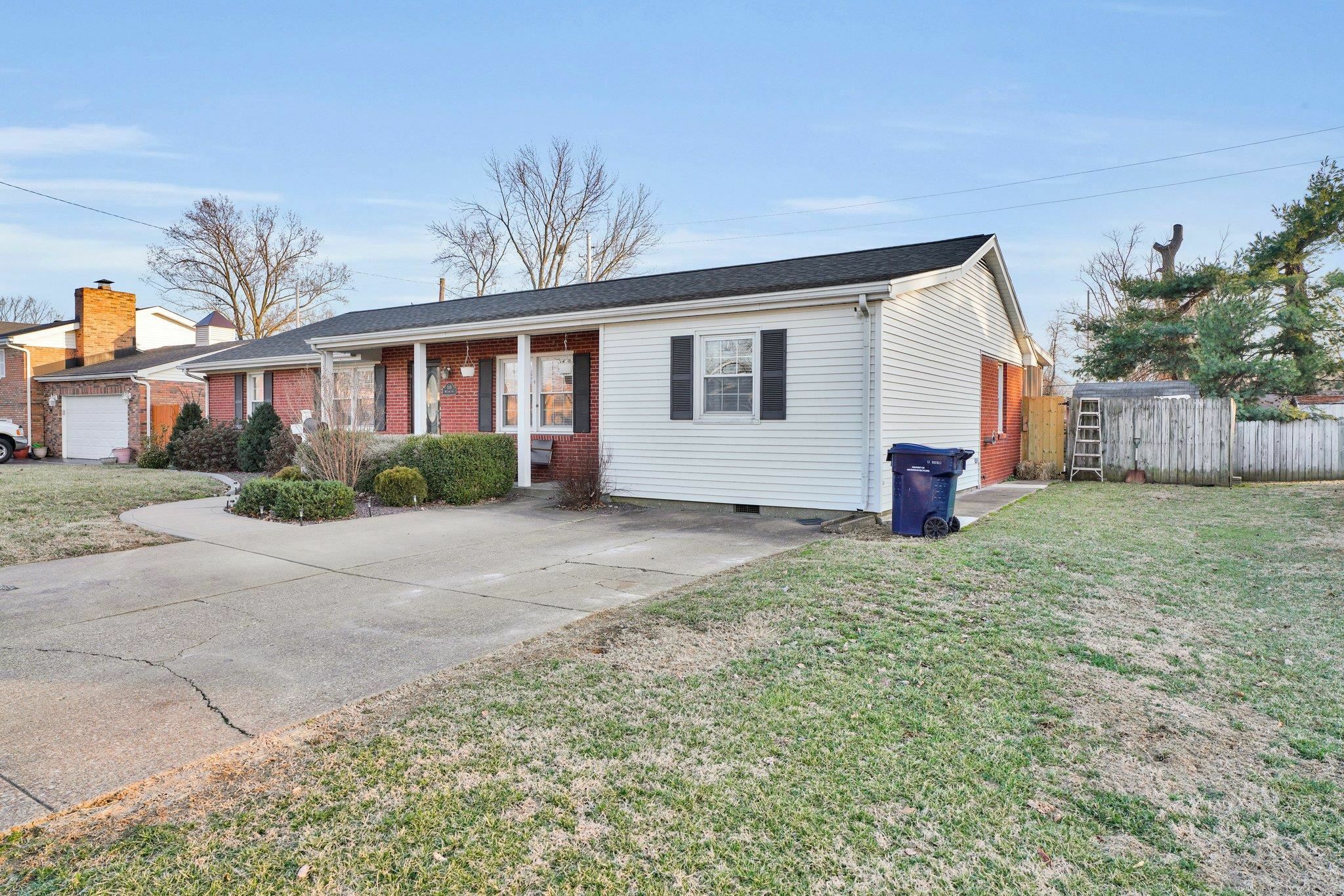 Property Photo:  818 McClure Avenue  KY 42420 