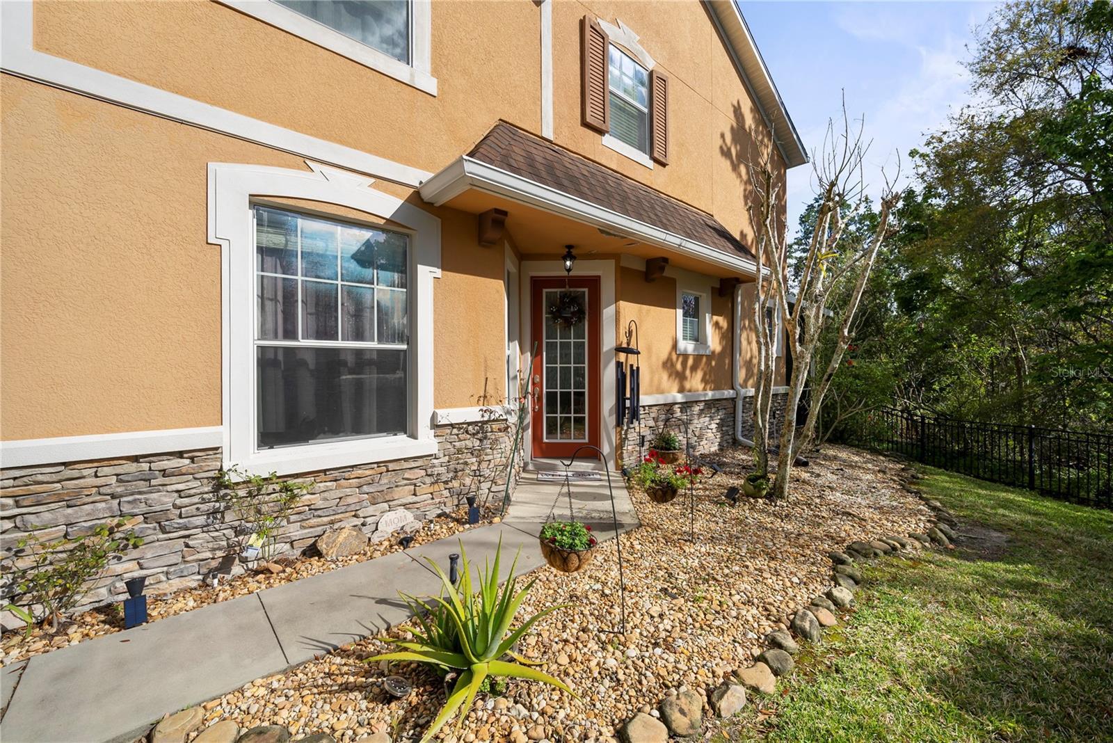 Property Photo:  2015 Shalimar Loop  FL 32773 
