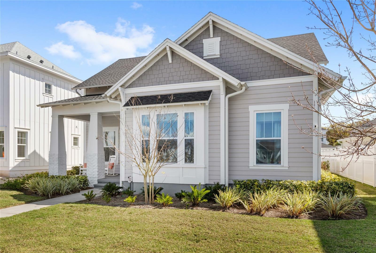 Property Photo: 936 Allendale Lane FL 34787