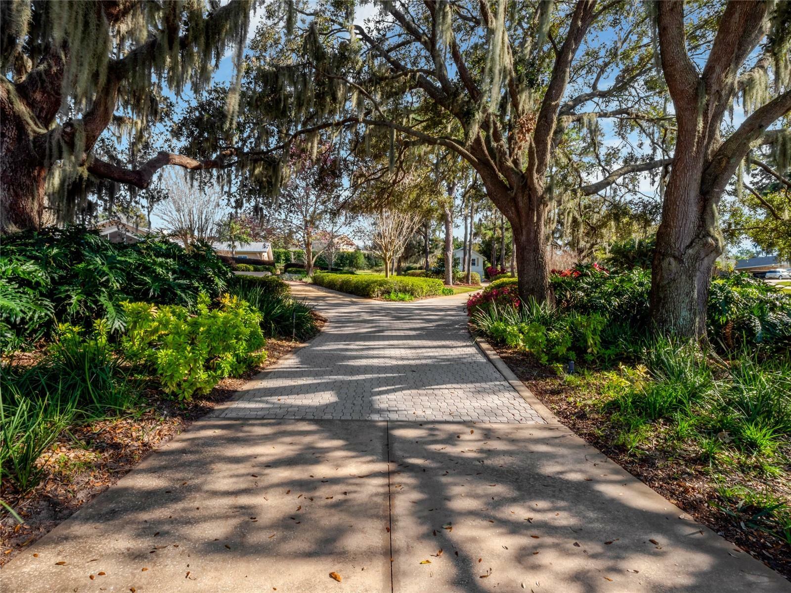 Property Photo:  12104 Lakeshore Drive  FL 34711 