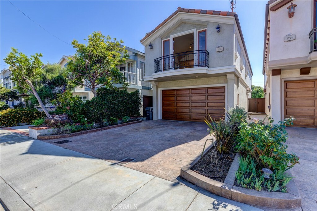 Property Photo:  1726 Carlson Lane  CA 90278 