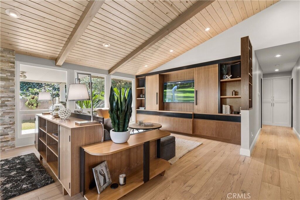 Property Photo:  2050 Noble View Drive  CA 90275 