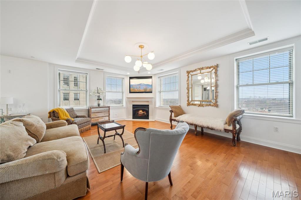 Property Photo: 232 N Kingshighway Boulevard 1407 MO 63108