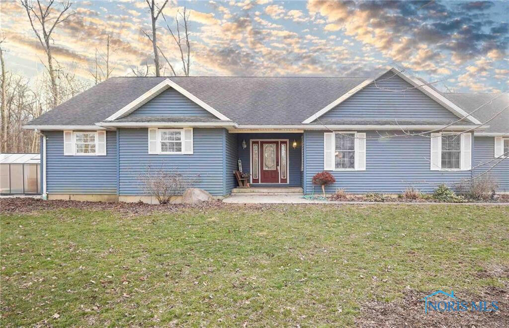 Property Photo: 8743 State Highway 103 OH 43351