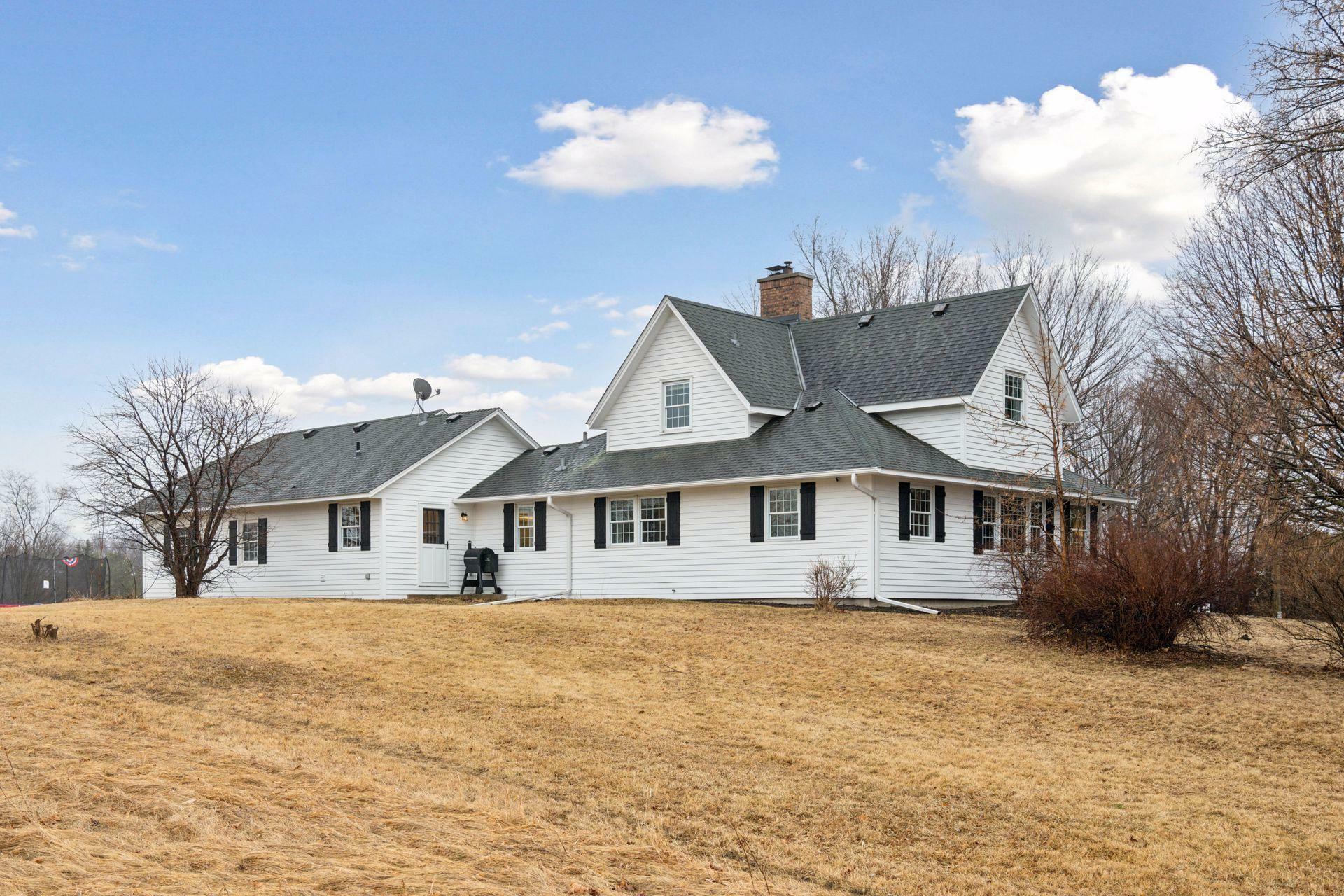 Property Photo:  160 N Old Crystal Bay Road  MN 55356 