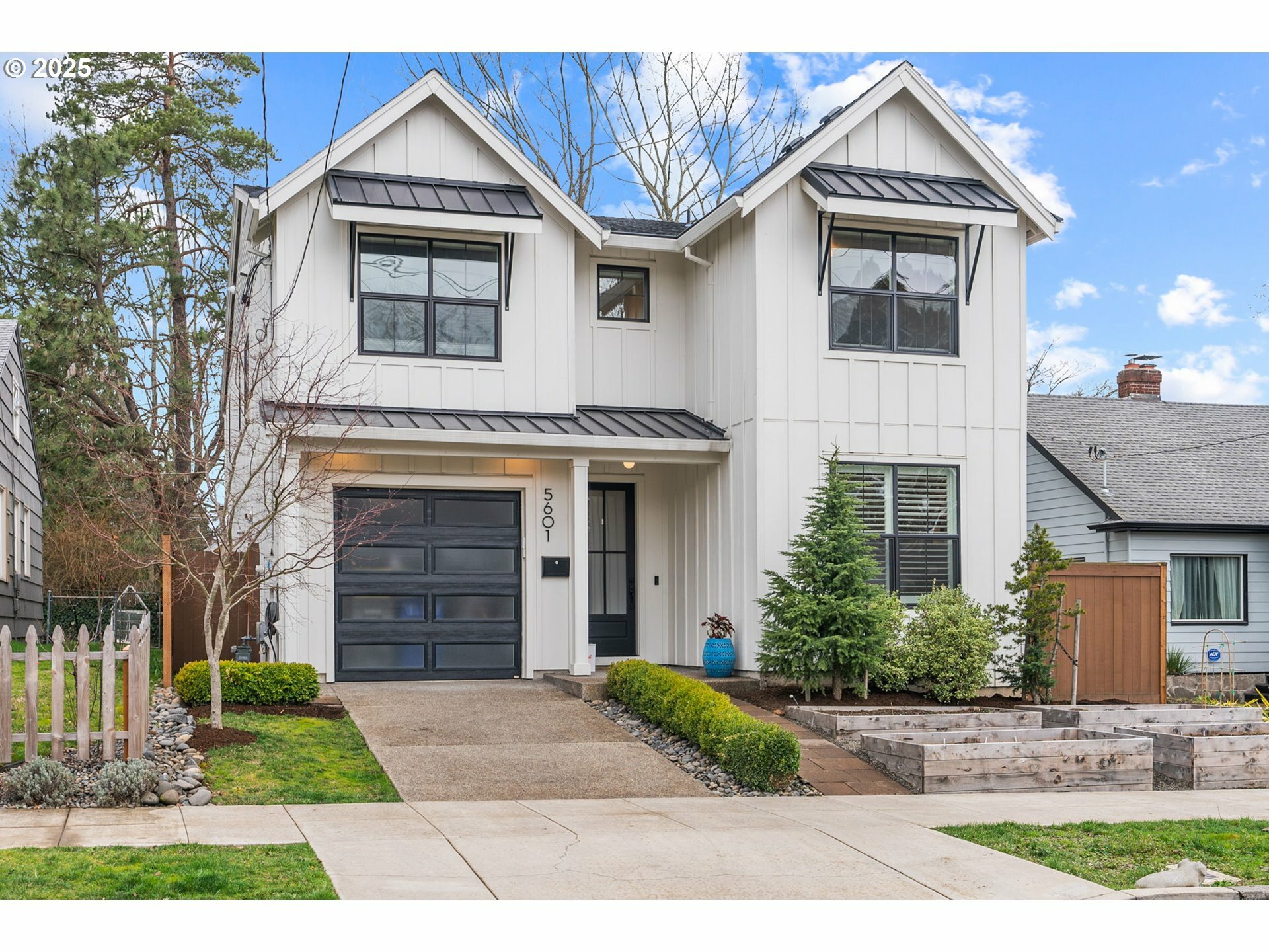 5601 NE 35th Ave  Portland OR 97211 photo
