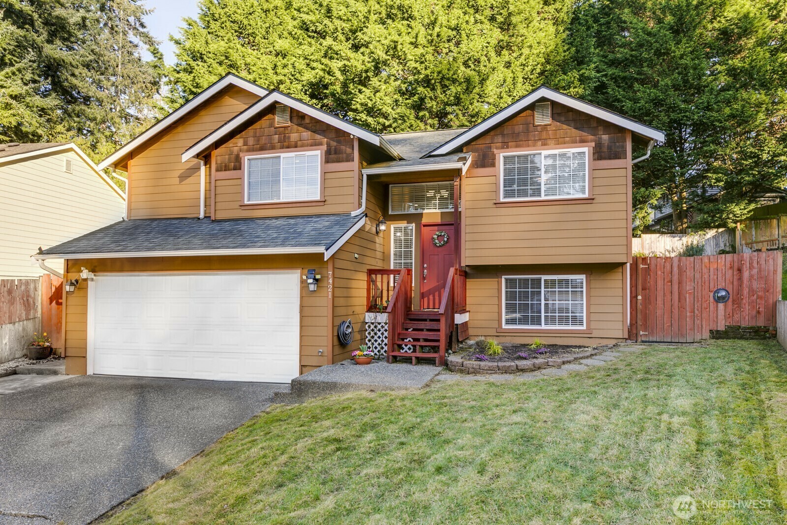 Property Photo:  7421  2nd Drive SE  WA 98203 