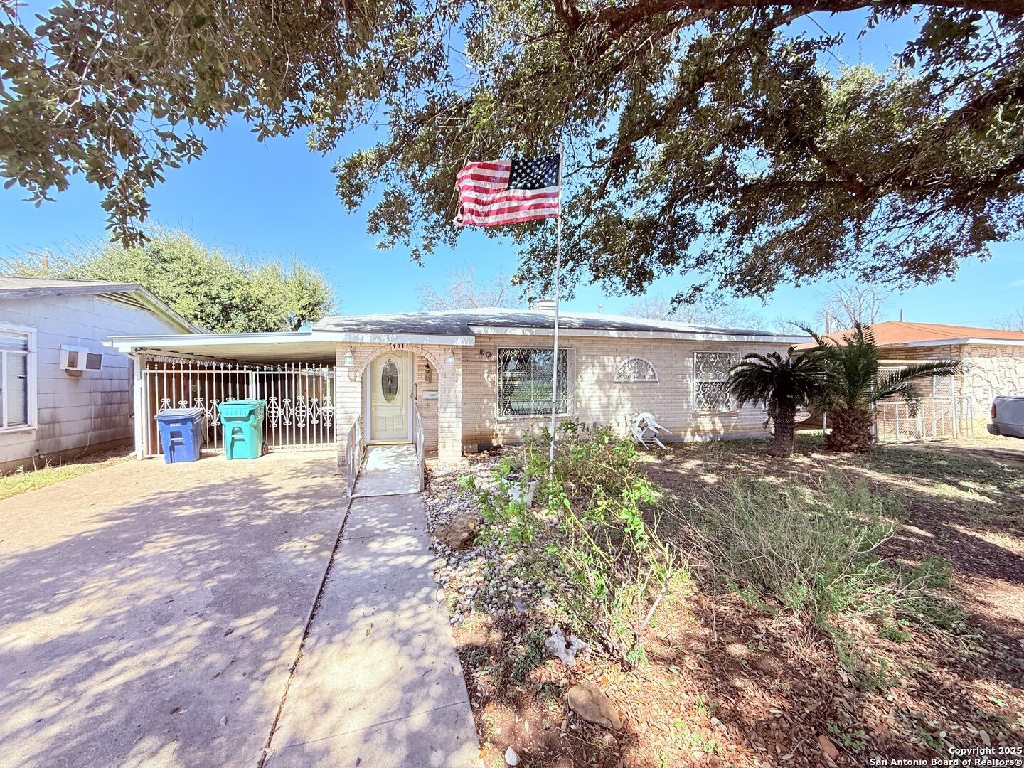 Property Photo:  1911 Beechaven  TX 78207 
