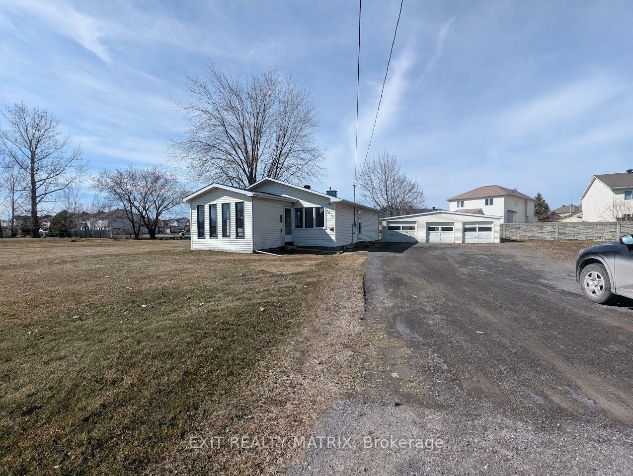 Property Photo: 1632 Trim Road ON K4A 3P8