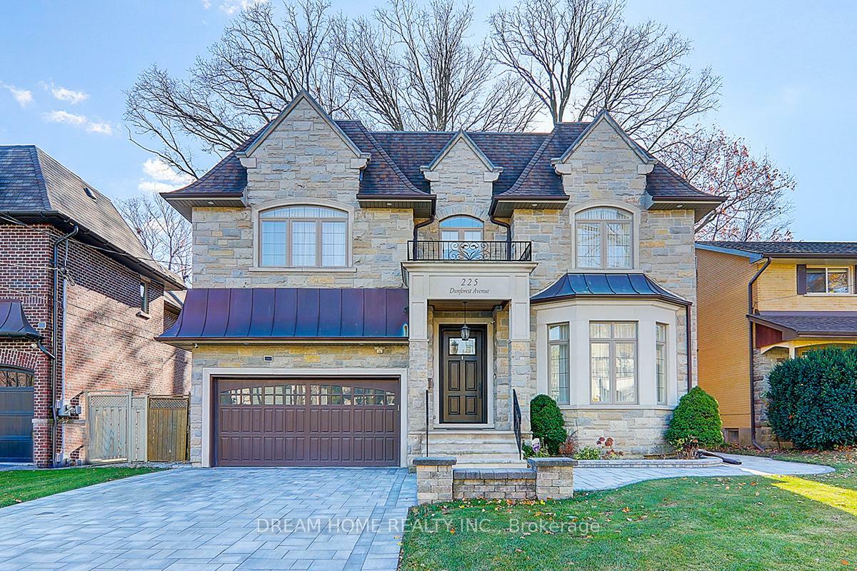 Property Photo: 225 Dunforest Avenue ON M2N 4J6