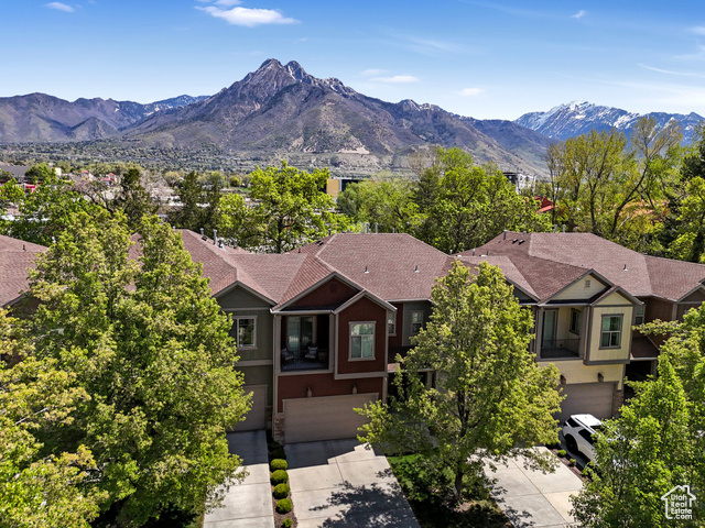 Property Photo: 4823 S Brooks Way UT 84117