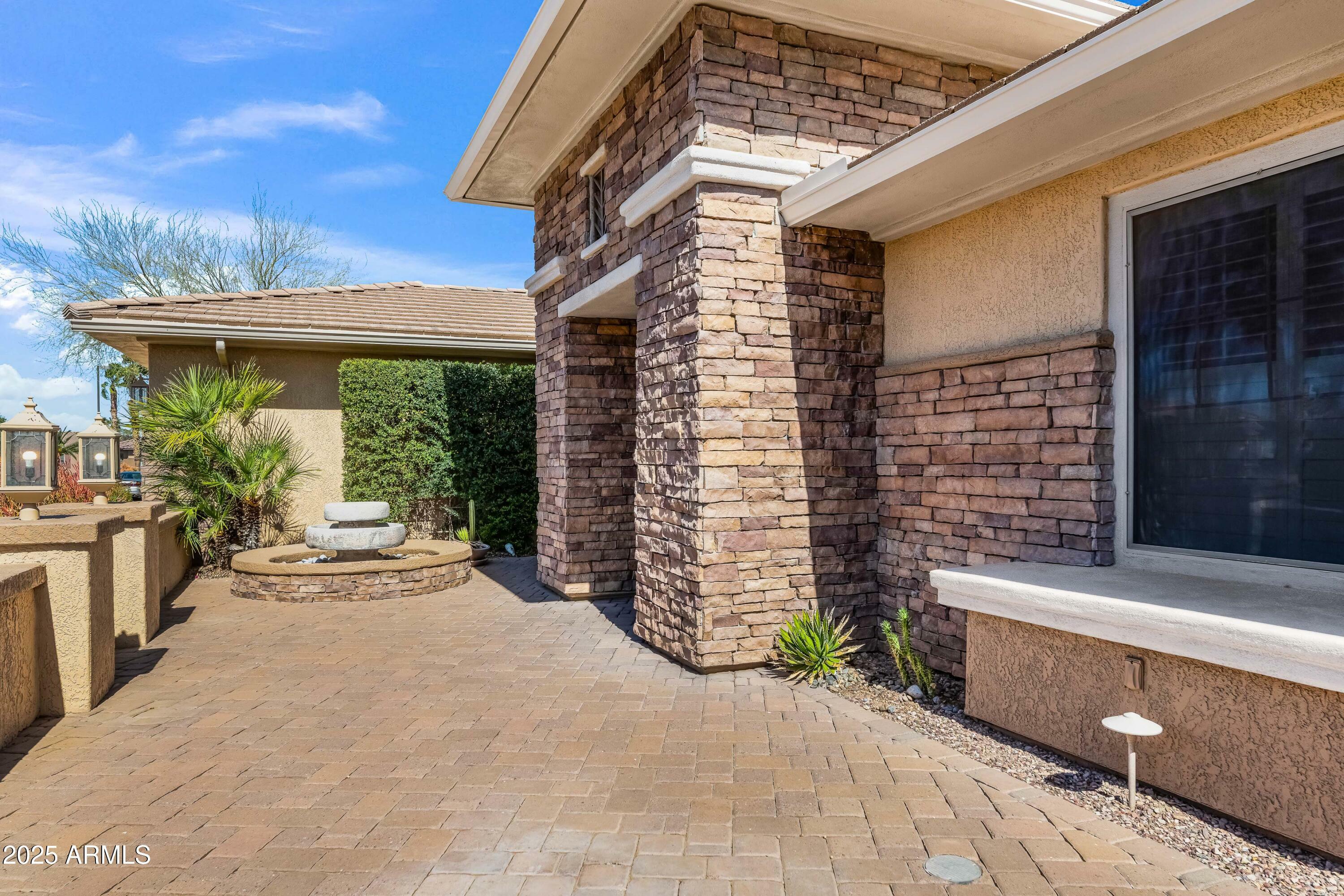 Property Photo:  16918 W Greenbriar Point Court  AZ 85387 