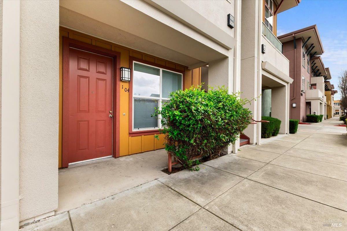 Property Photo:  950 Campoy Street 104  CA 95407 