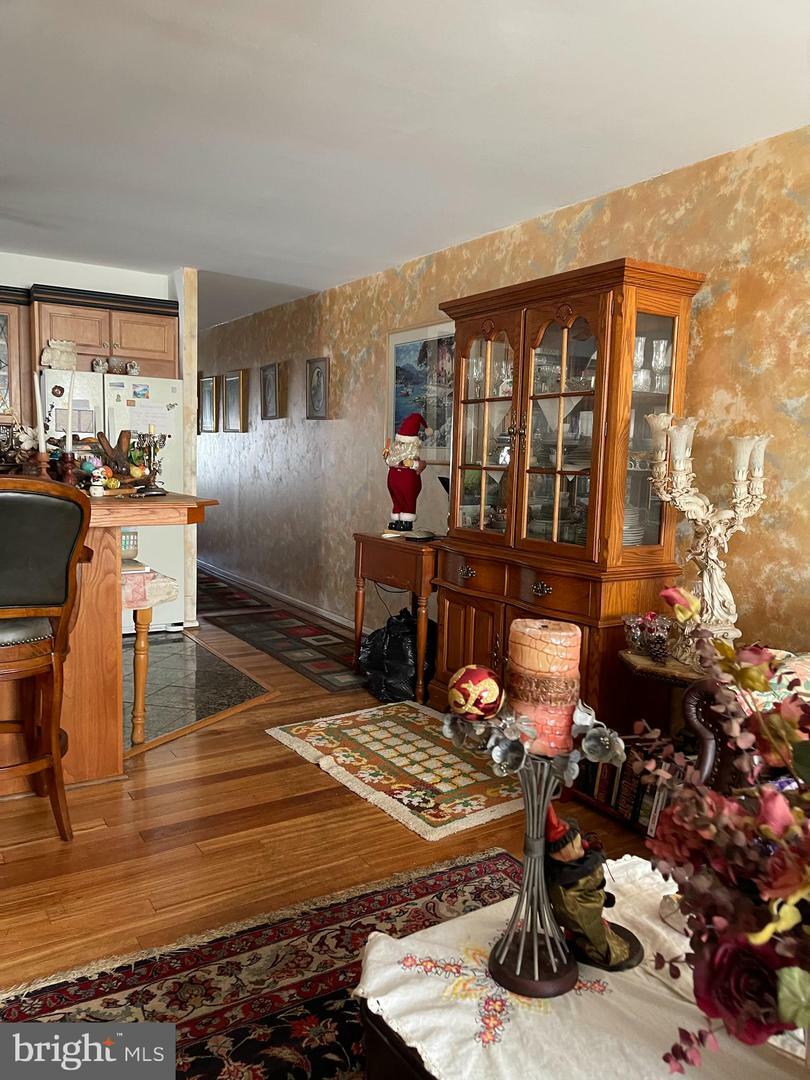 Property Photo:  2029 Loney Street  PA 19152 