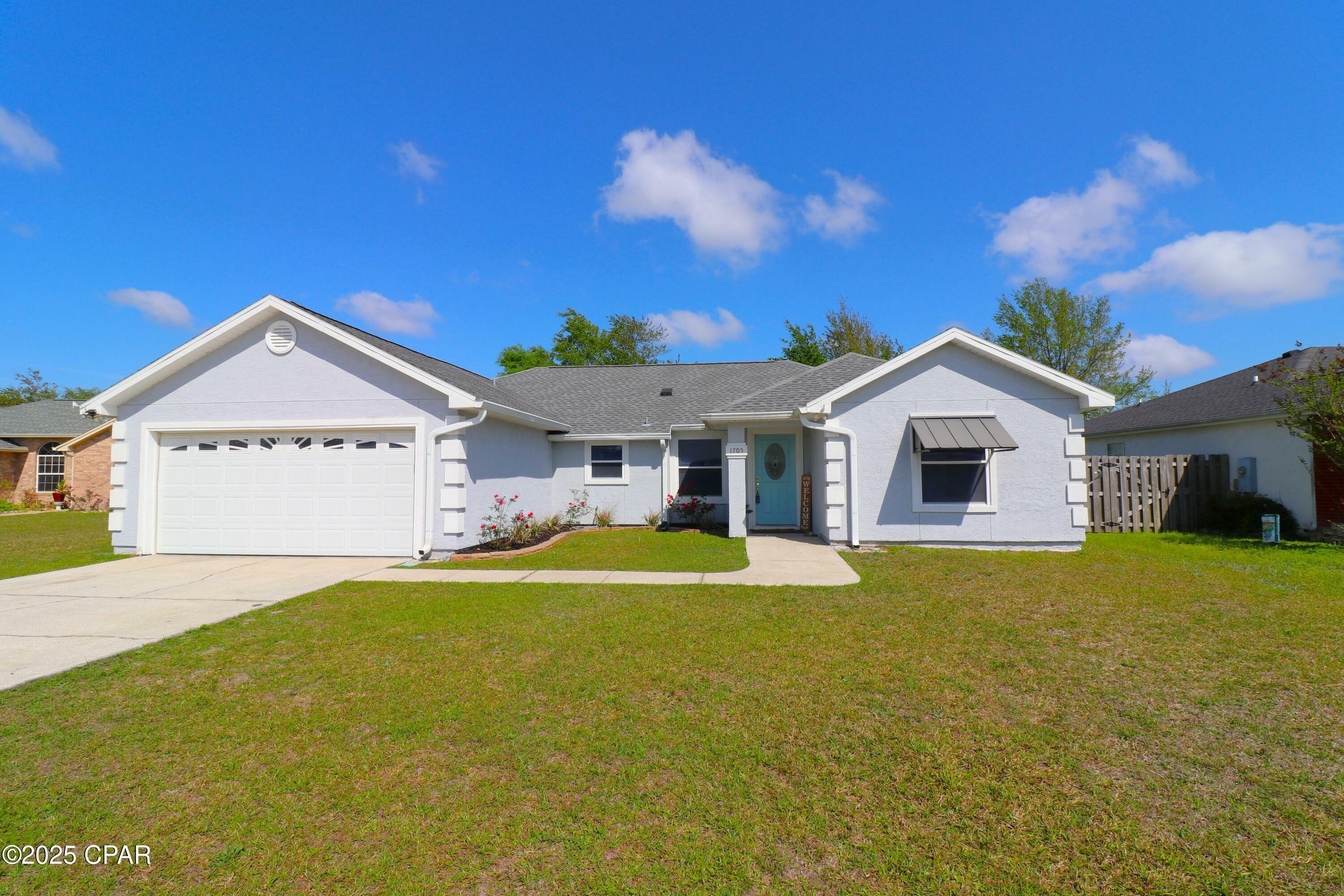 Property Photo: 1705 Rhett Place FL 32444