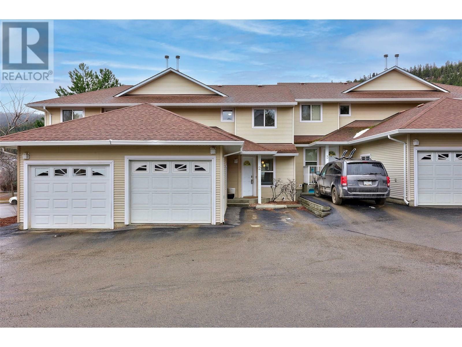 Property Photo: 1920 Hugh Allan Drive 2 BC V1S 1Y5