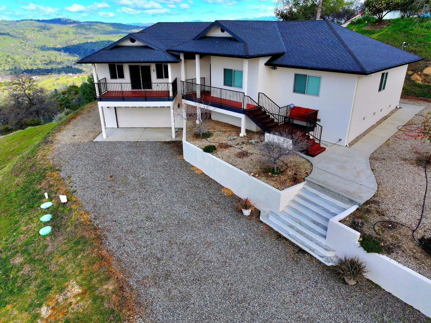 Property Photo:  41015 Lilley Mountain Drive  CA 93614 