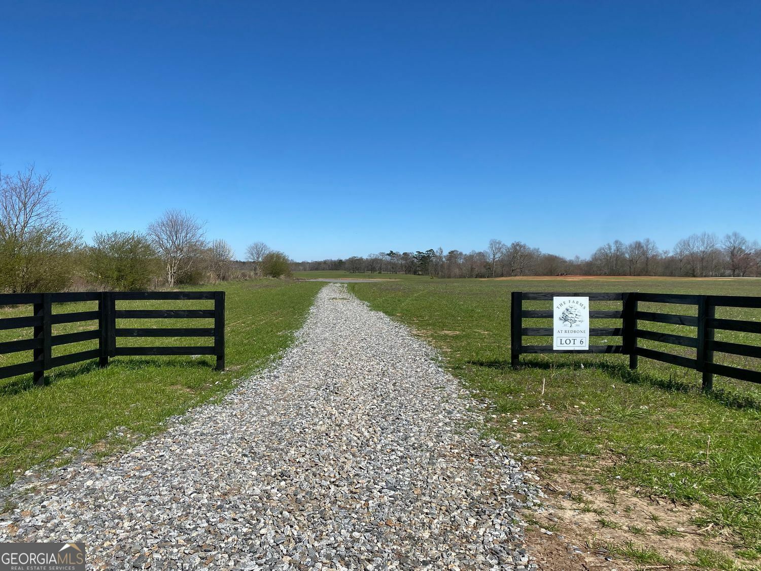 Property Photo: 202 Comm House Road GA 30204