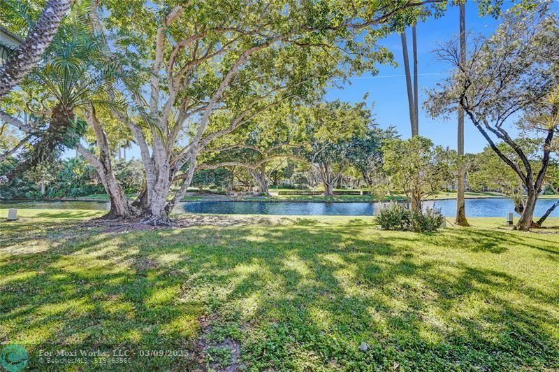 Property Photo:  2183 Montpeliar  FL 33326 