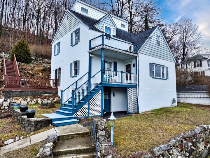 13 Oak Avenue  Highland Falls NY 10928 photo