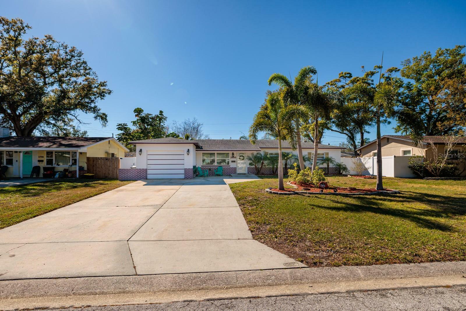 Property Photo: 2800 57th Street N FL 33710