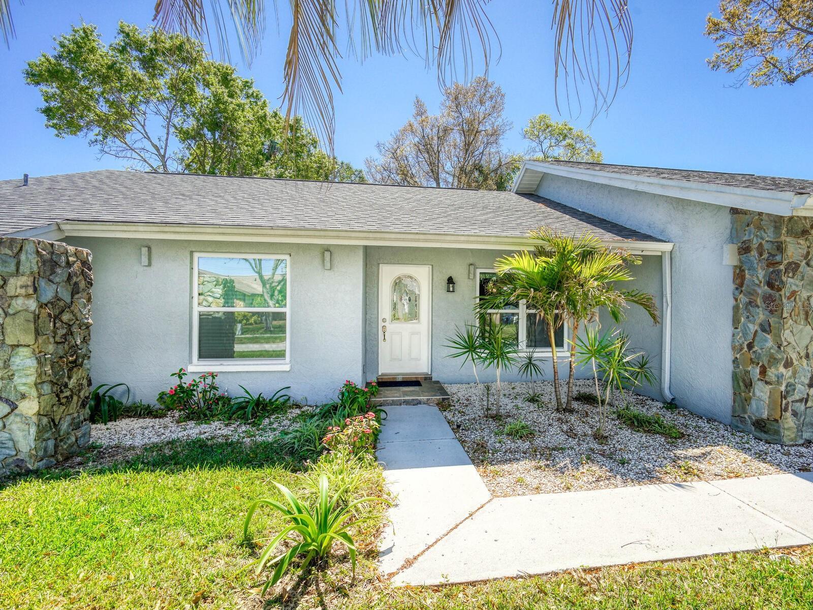 Property Photo: 2988 Pinewood Run FL 34684