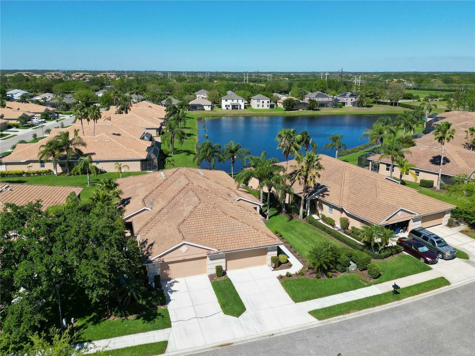 Property Photo:  8211 Summer Greens Terrace  FL 34212 