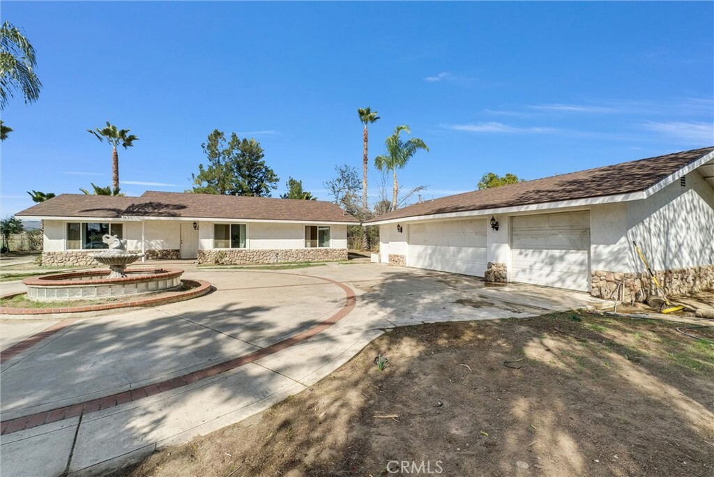 Property Photo: 28720 Alessandro Boulevard CA 92555