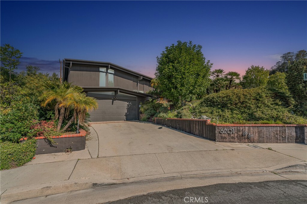 Property Photo: 6201 Hill Avenue CA 90601