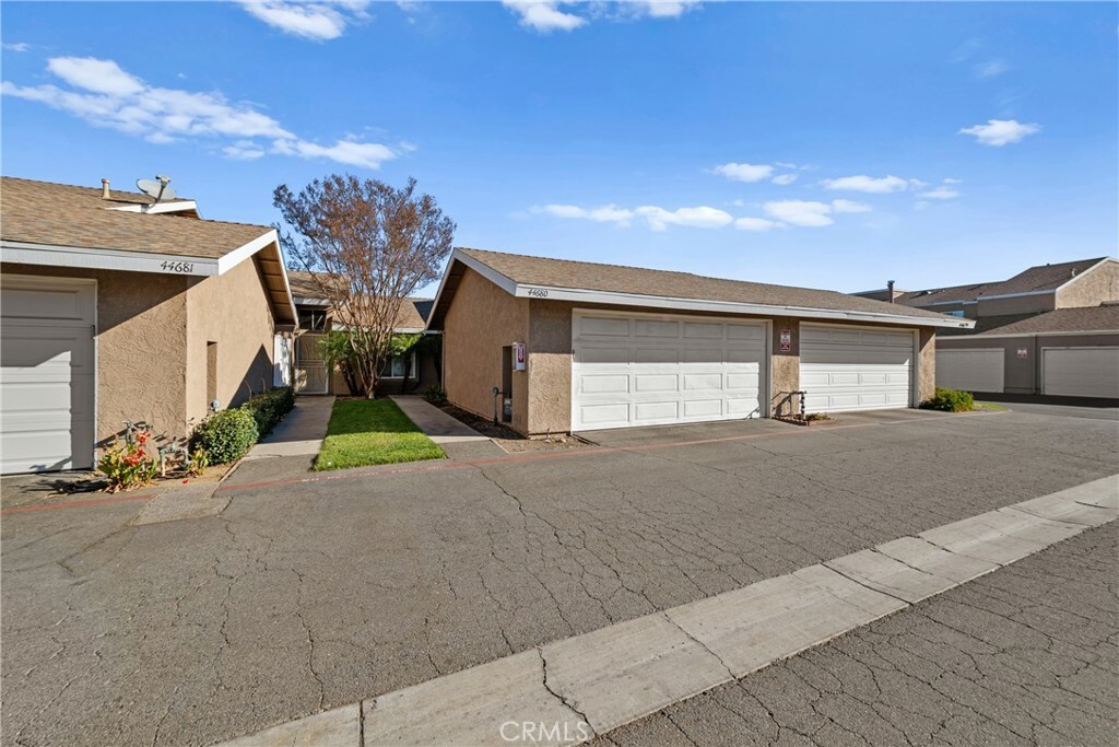 Property Photo:  44680 La Paz Road  CA 92592 