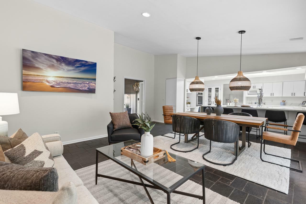 Property Photo: 1345 Fairlawn Way MN 55416