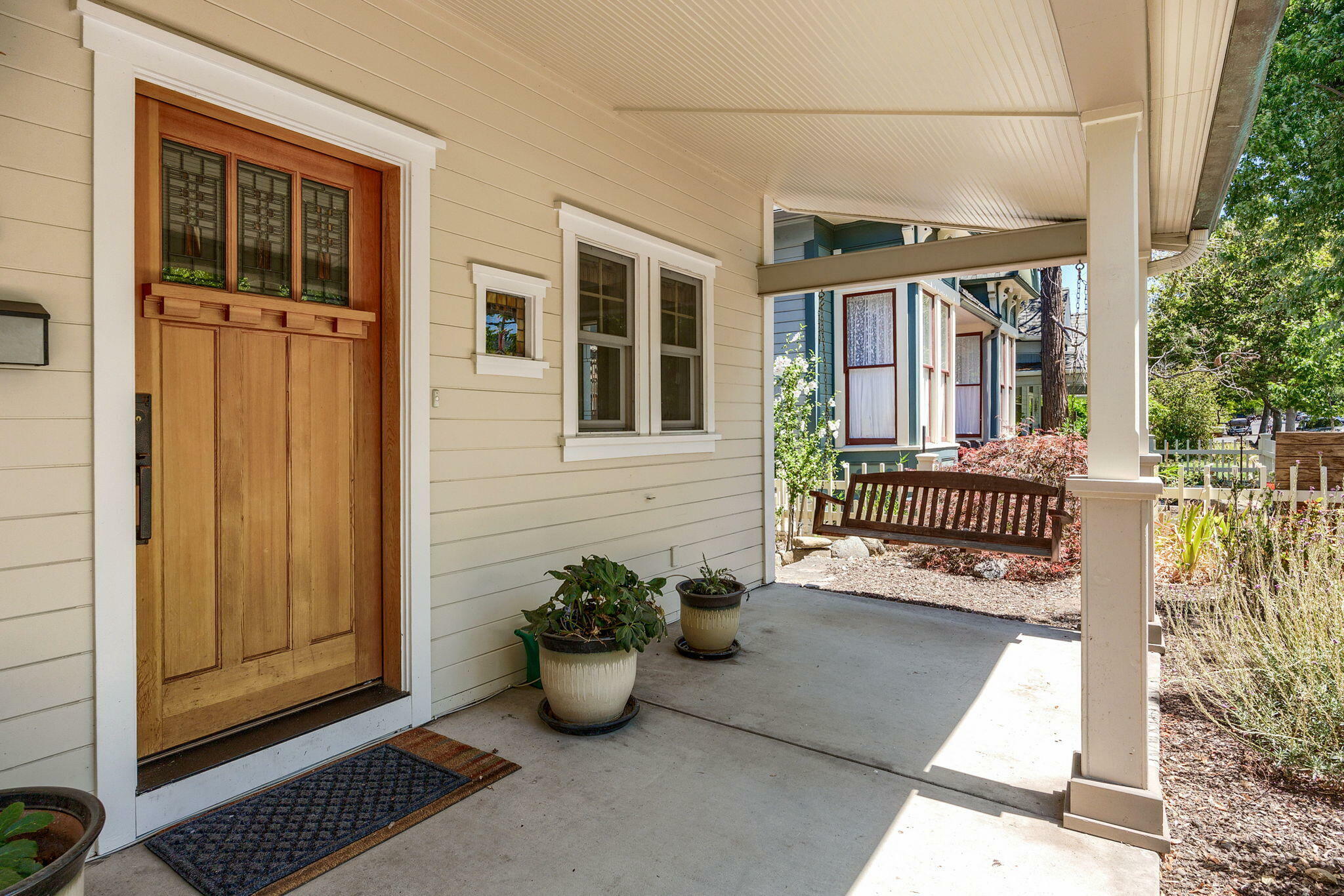 Property Photo: 343 B Street OR 97520