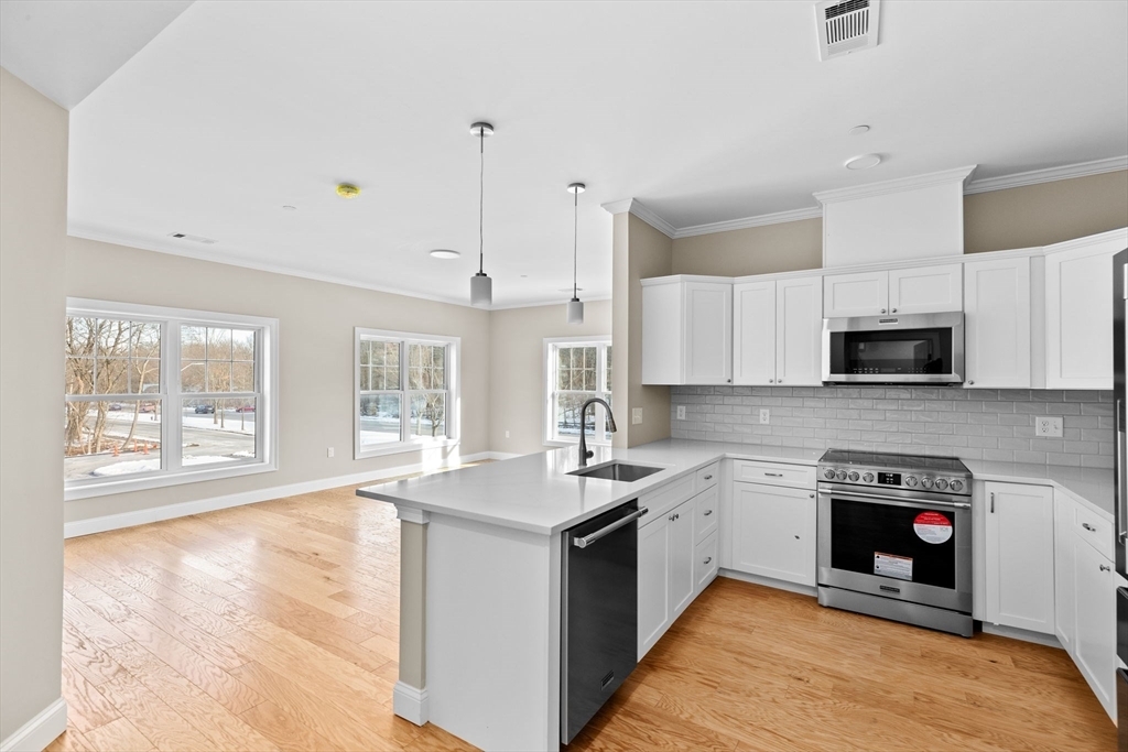 Property Photo: 485 Blue Hills Parkway 27 MA 02186