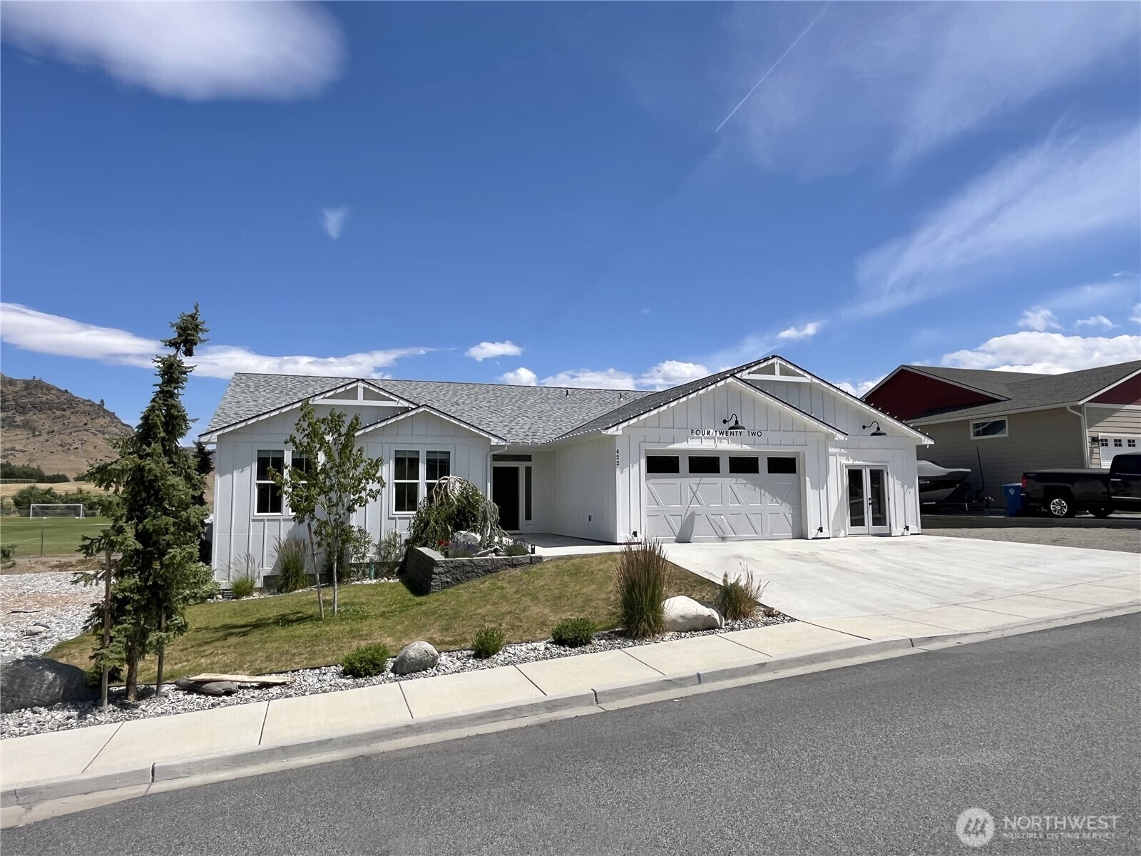 Property Photo: 422 Sunny Brooke Lane WA 98816