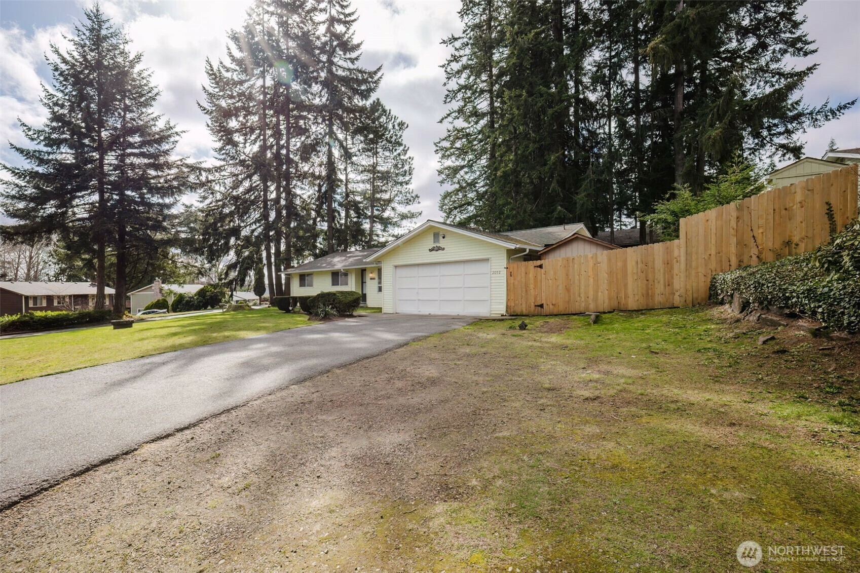 Property Photo: 2092 SE Beech Court WA 98366