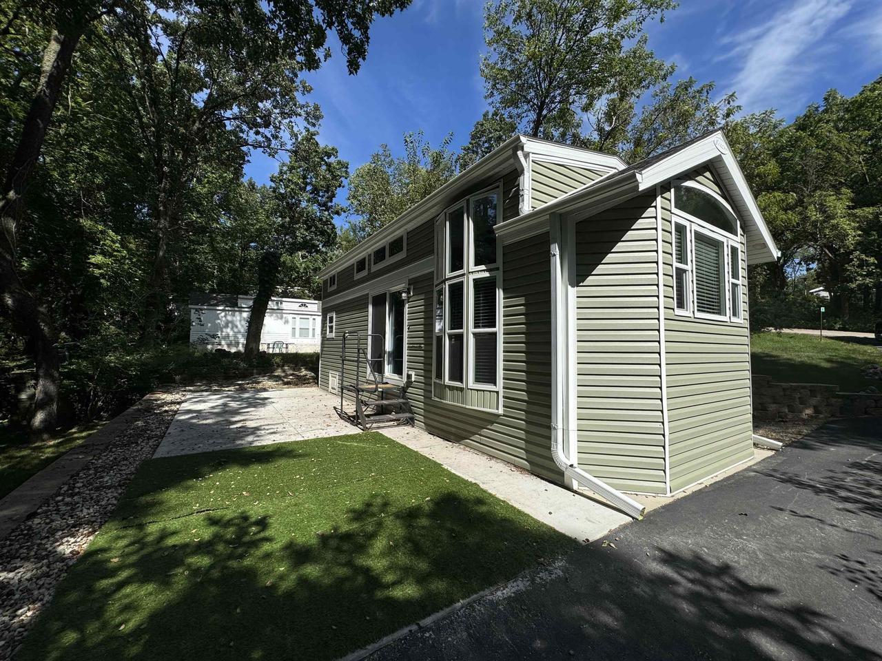Property Photo: 483 Westview Court WI 53534