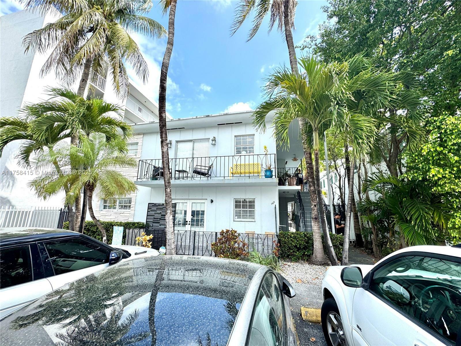 Property Photo: 1611 West Ave 15 FL 33139