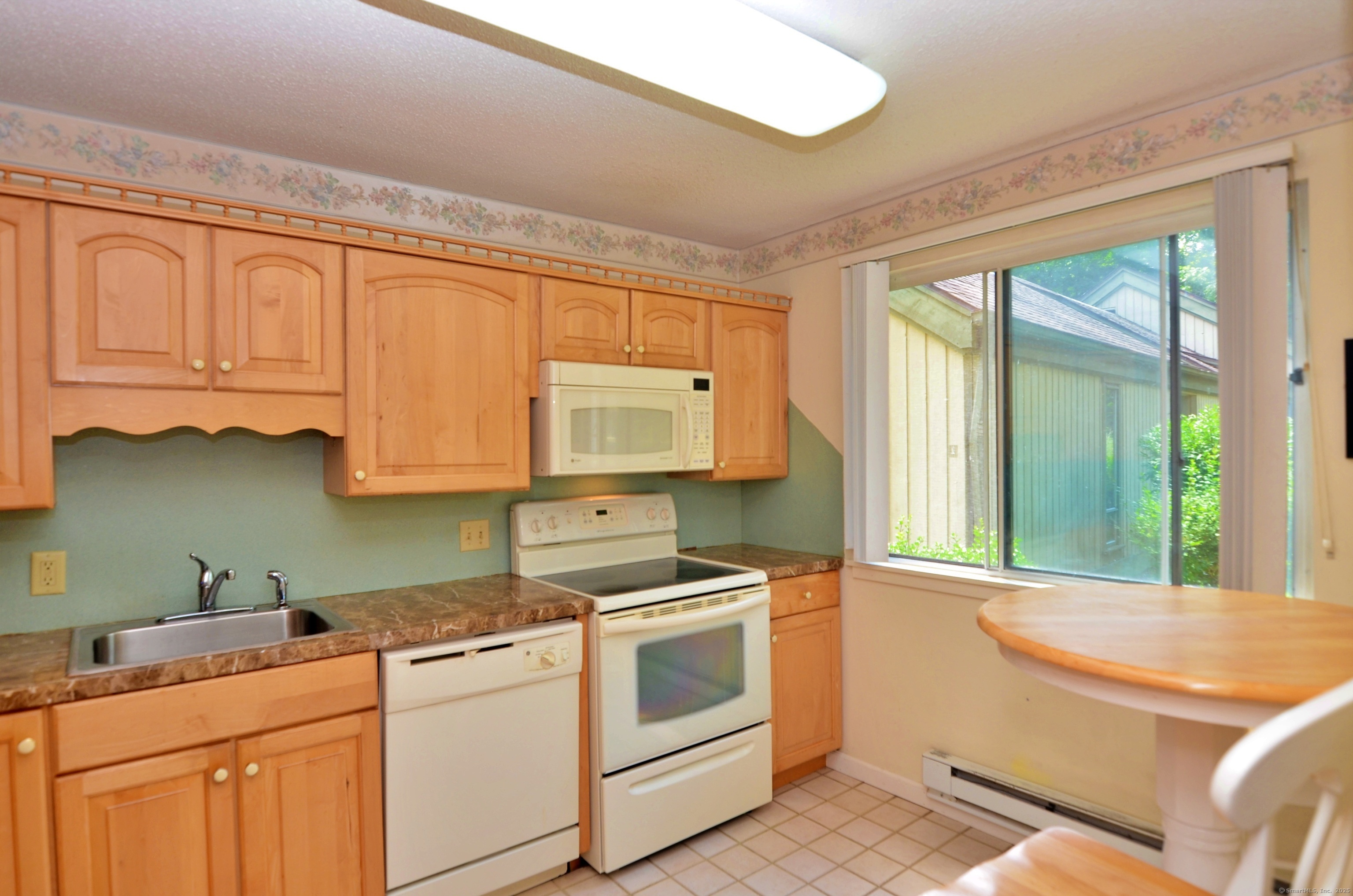 Property Photo: 93 Heritage Village CT 06488