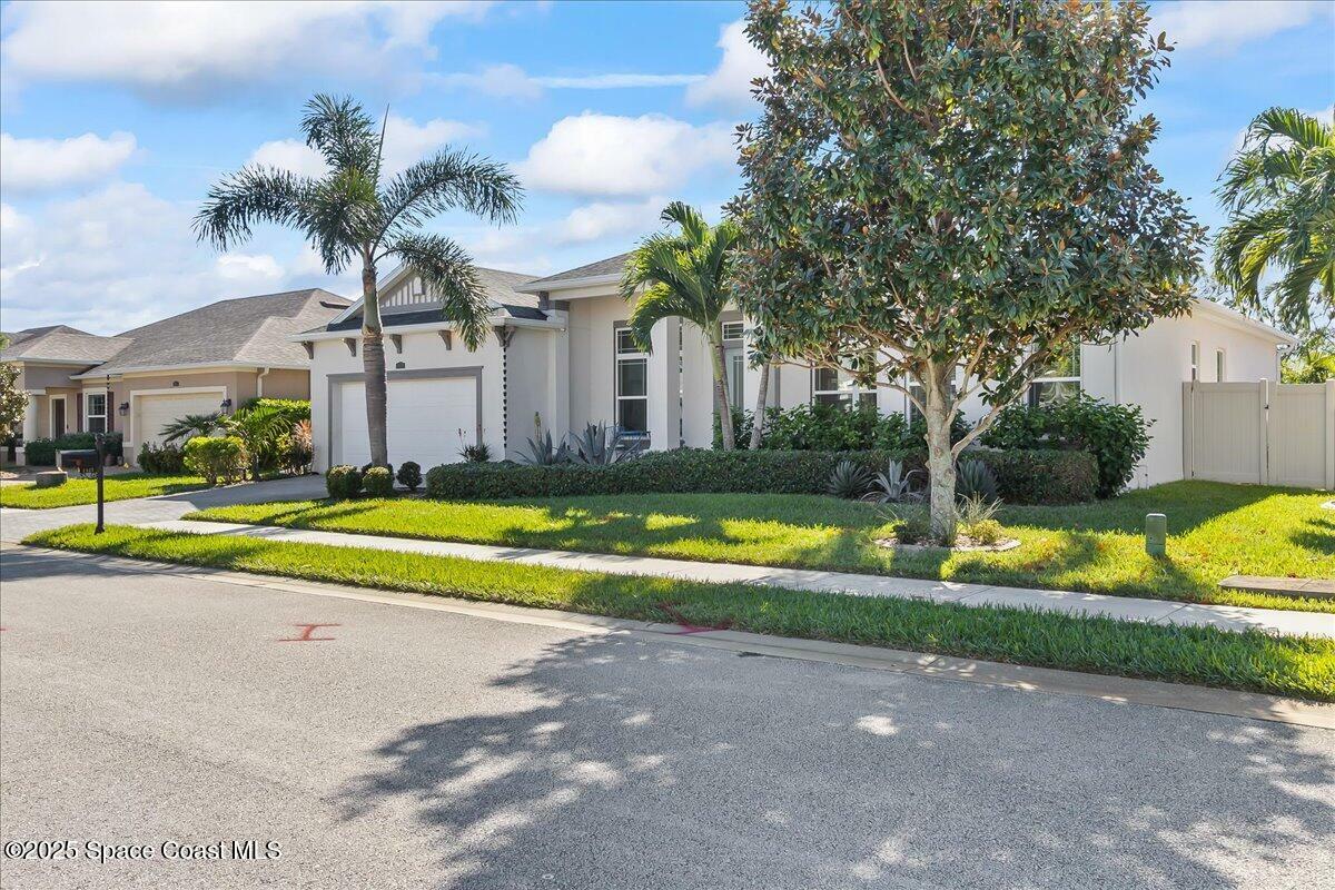 Property Photo: 2825 Jolena Drive FL 32935